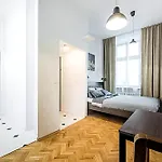 Apartmán Comfort Near Station On Zlota Street Varšava