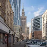 Comfort Near Station On Zlota Street