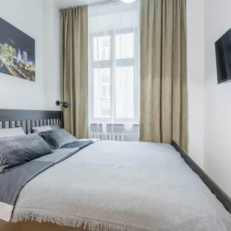 Comfortable On Zlota Street In The Center Of Varsovie