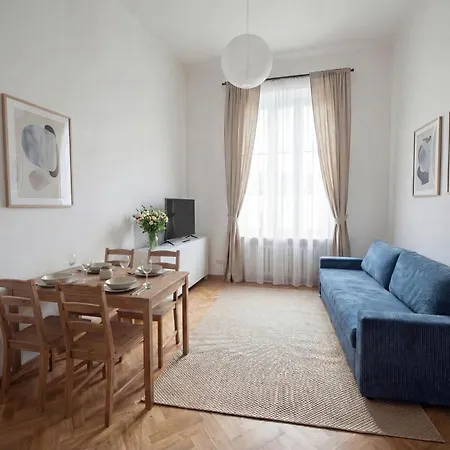 Comfort Near Station On Zlota Street * Varšava