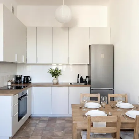 Apartament Comfort Near Station On Złota Street *