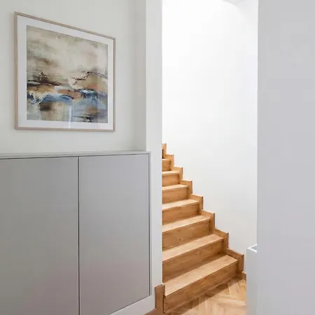 Comfort Near Station On Zlota Street * Warsaw