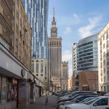 Comfort Near Station On Zlota Street