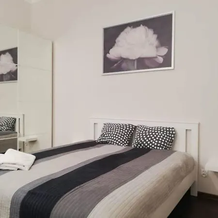 Comfortable On Zlota Street In The Center Of Апартаменты *