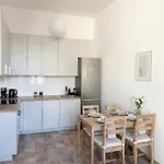Comfort Near Station On Zlota Street Διαμέρισμα Βαρσοβία