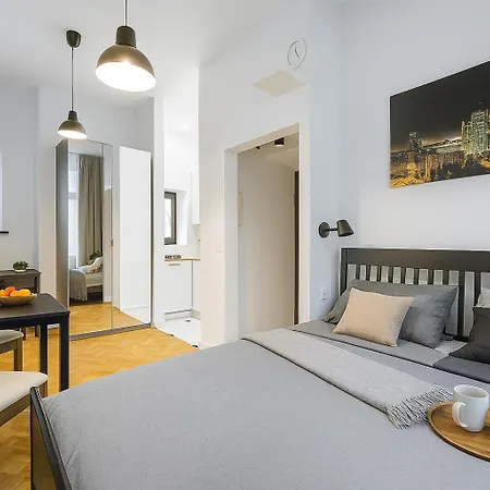 Apartment Comfortable On Zlota Street In The Center Of *